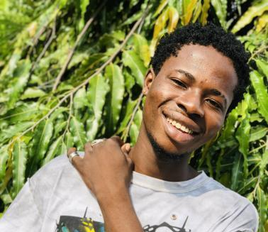 kingezeonu-funny-instagram-video-skit-comedian-comot-for-road-make-i-pass