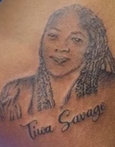Tiwa Savage Reacts To Lady Who Tattooed Her On Her Back 2 Tiwa-savage-reacts-to-the-picture-of-a-lady-who-tattoos-a-picture-of-him-on-her-back