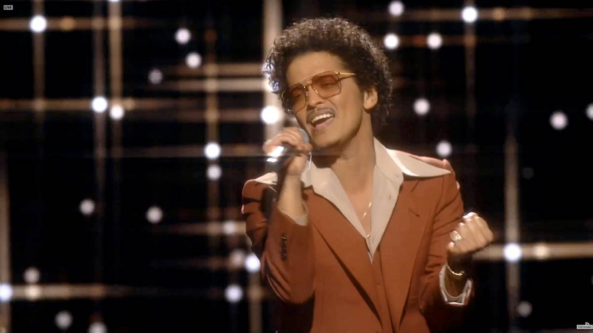 Biography Of Bruno Mars, Facts, Real Name, Age, Net-worth, Songs