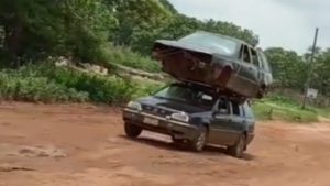 video-of-a-car-carrying-another-car-on-its-roof-goes-viral