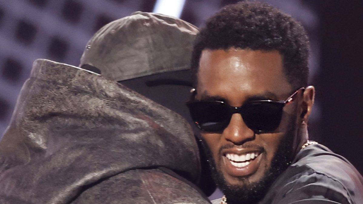 Watch Video Of Kanye West’s 1st Public Appearance Since The Kardashian/Peterson Saga & His Controversial Tribute To Diddy 3 kanye-west-diddy-bet