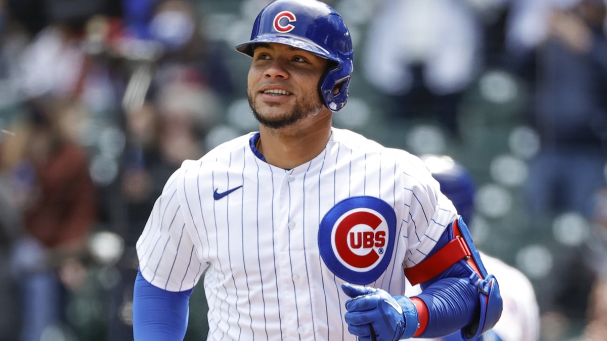 Chicago Cubs Fans Bid Willson Contreras Farewell As Trade Time Nears ...