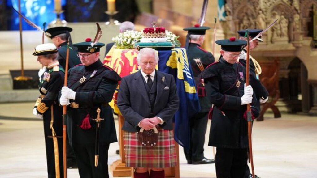 princess-anne-queen-elizabeth-II-death-1