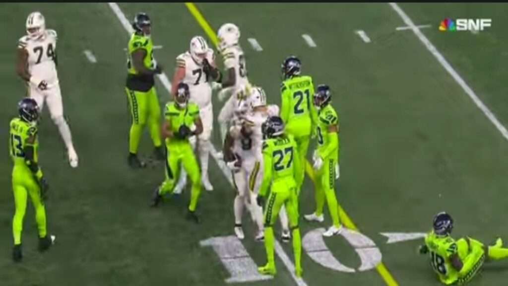 Packers Dominate and Win 30-13 Against the Seattle Seahawks 2 greeen-bay-packers-defeat-seattle-seahawks