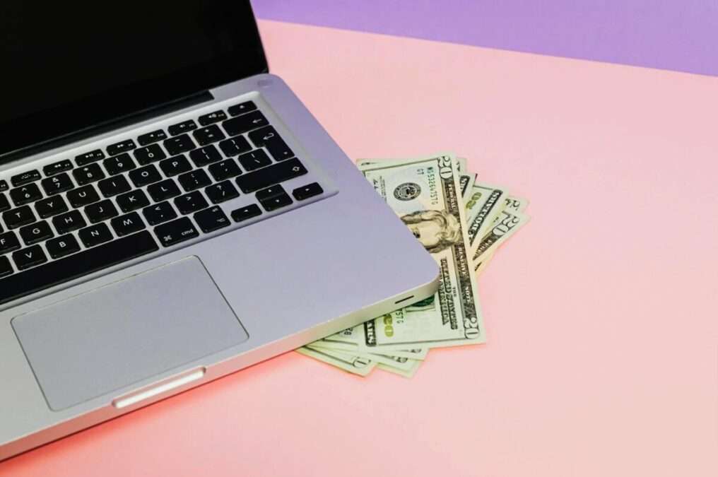 Money Management Tips to Keep Your Small Business Afloat