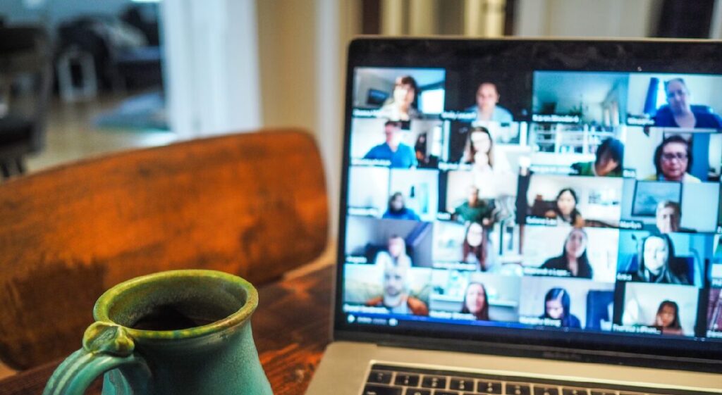 meet new people grow your professional career network by online courses