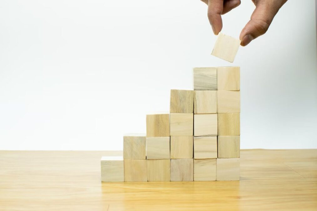 how to successfully grow your online offline business brand