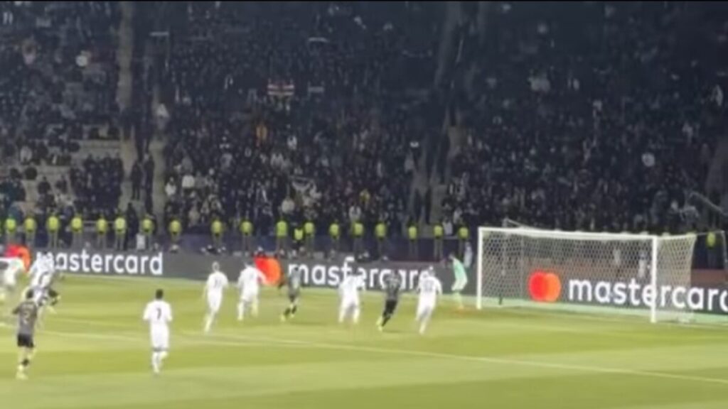 Bahlul Mustafazade's Late Goal Keeps Qarabag’s Champions League Hopes Alive 2 qarabag-defeat-frankfurt
