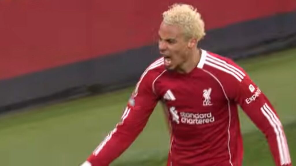 ekitike-scores-as-liverpool-beat-newcastle